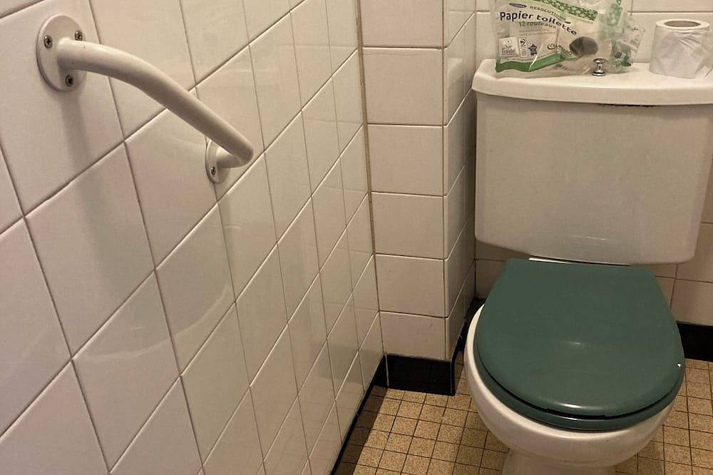 House and garden; 20. minutes from the seaside from the seaside in Camaret-sur-Mer, Iroise