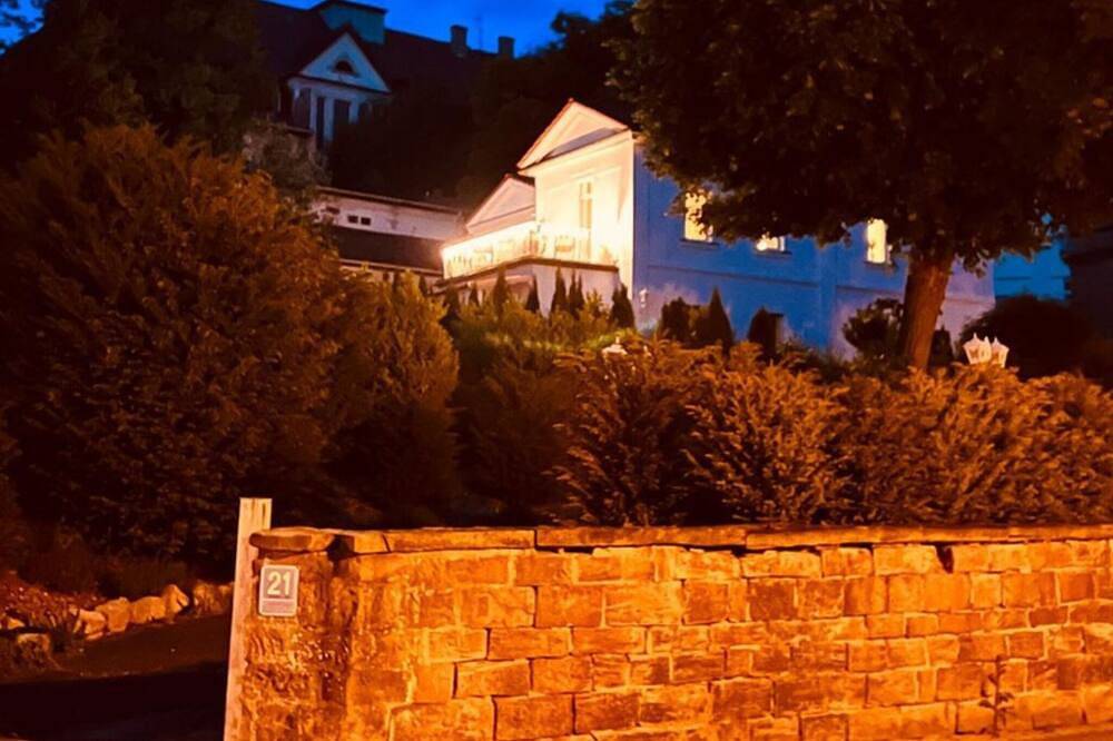 Appartement entier, Quiet apartment in villa in spa area with garden & terrace in Bad Kissingen, Rhön-Bayern