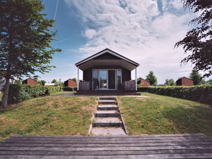 Vakantiehuis voor 4 personen, with Terras and Tuin as well as Uitzicht op het meer in Flevoland