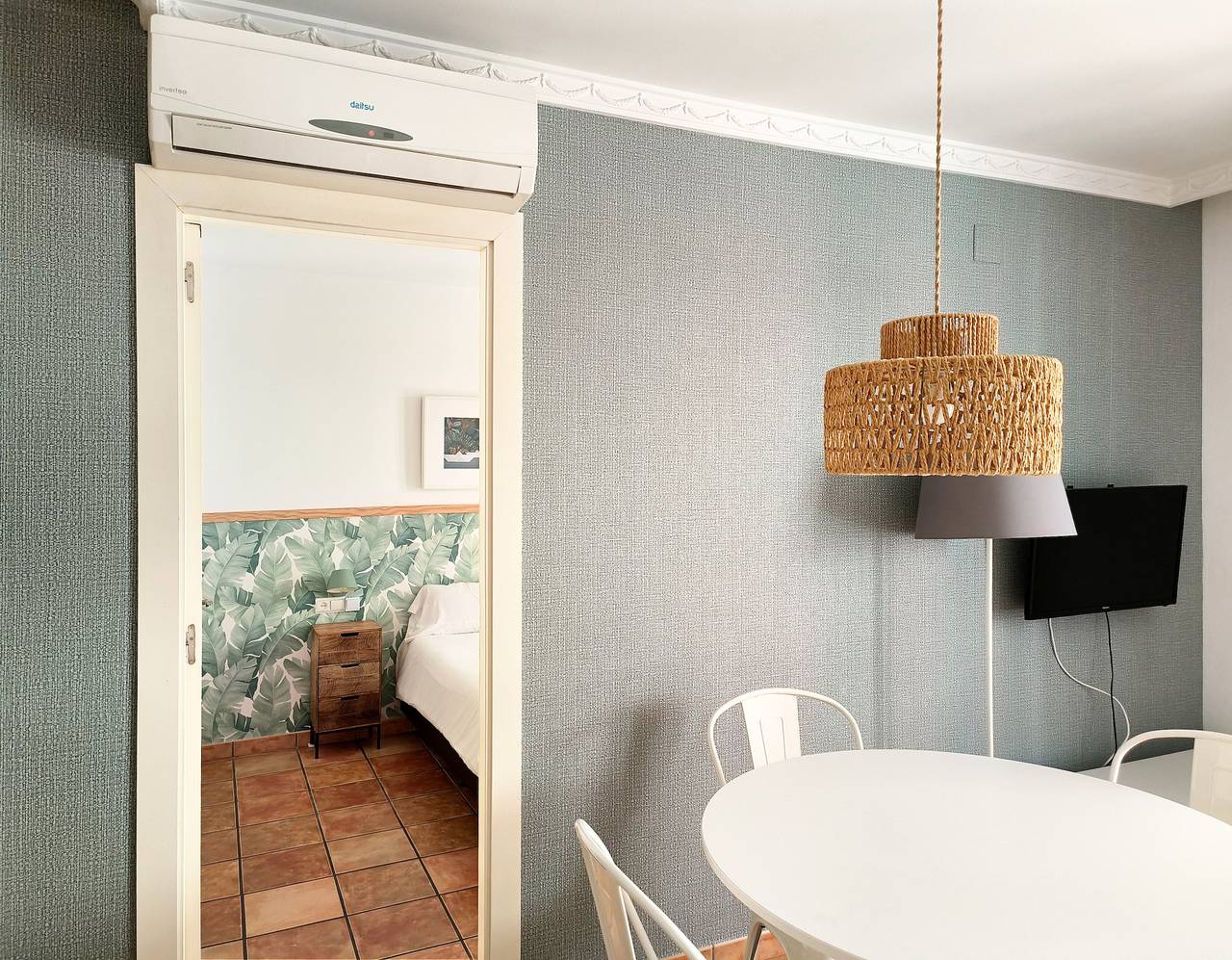 Ganze Wohnung, Flats Friends Nave 1 dormitorio con balcón in Valencia City Centre, Valencia