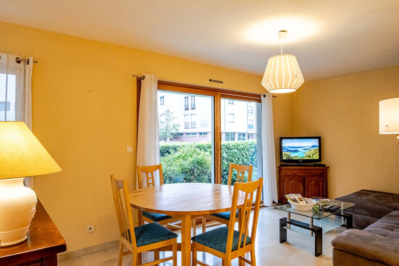 Appartement entier, Le Gouverneur, 100m du lac avec parking in Annecy, Région d'Annecy
