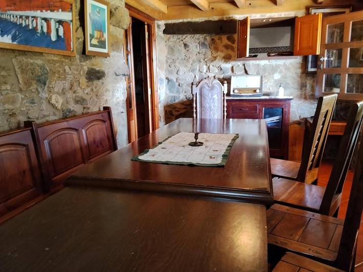 Casa rural para 4 personas, con jardín, Se admiten mascotas en Ortegal - 2