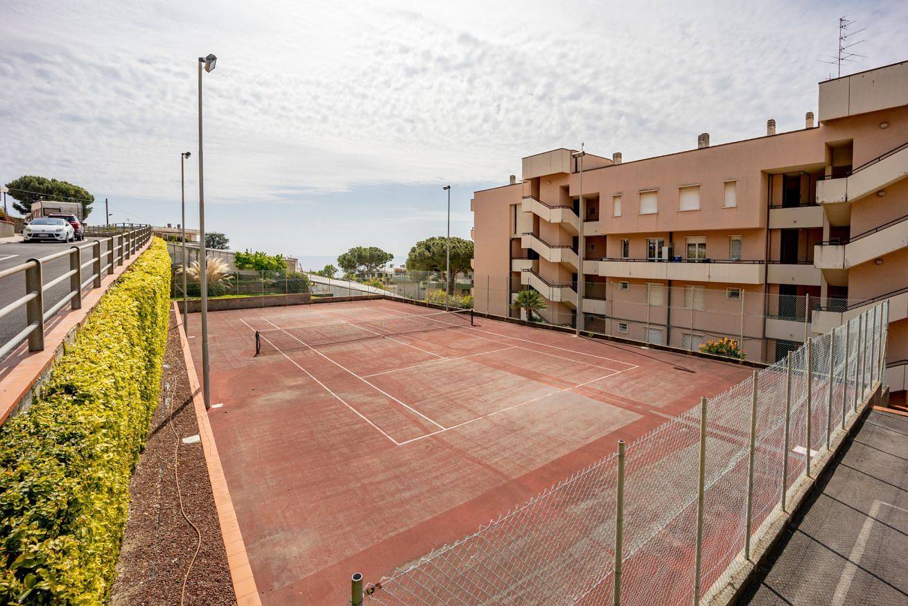 Apartamento entero, Amazing Apt with Sea View - Pool & Tennis Court in San Remo, Sanremo Municipio