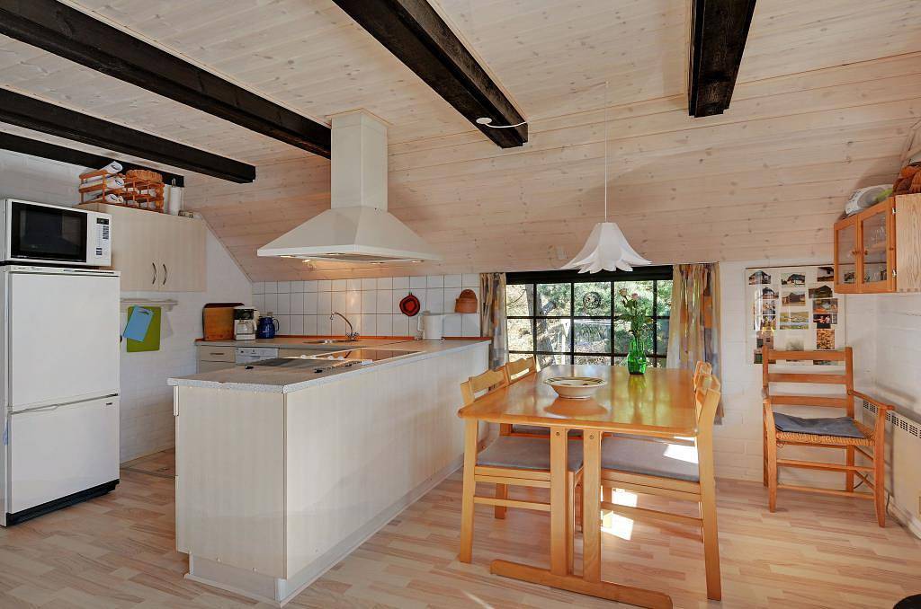 Holiday home with good wind protection and close to the dunes - Only 300 m to the beach! in Ulfborg, Holstebro Region