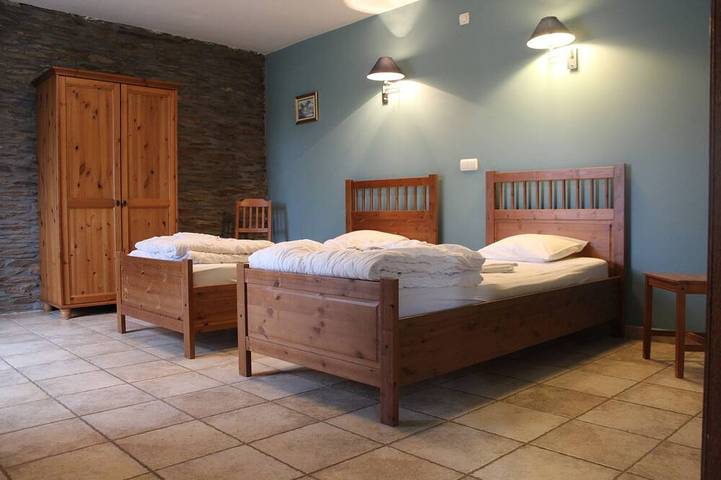Gîte-Hütte-Ensuite mit Bad-Gartenblick in Nadrin, Houffalize