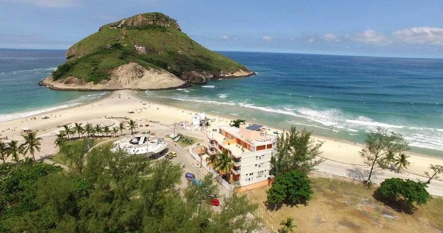 Pousadas para 2 pessoas, com vista e jardim e ainda sauna no Recreio (RJ)