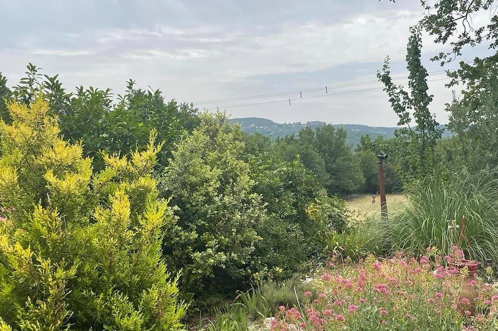 Maison de Style Provençale en Plein Cœur du Luberon in Saignon, Regionaler Naturpark Luberon
