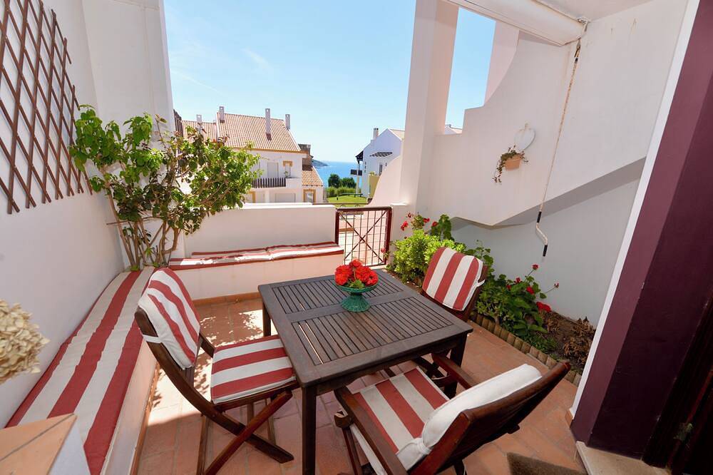Appartamento vacanze a Oeste a partire da 230€ a notte