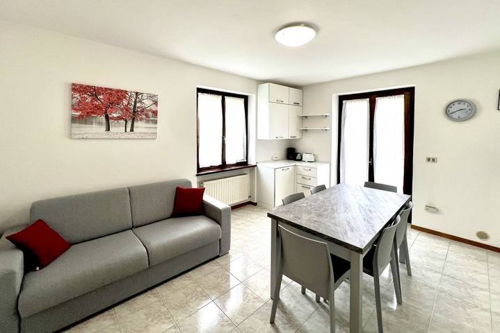 Ferienwohnung für 4 Personen, mit Seeblick und Garten am Ledrosee - 2