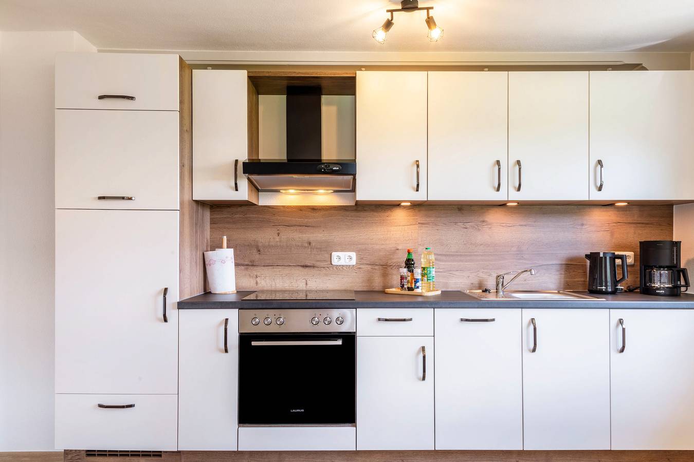 Ganze Wohnung, Ferienwohnung 'Mayerhofer 1' mit Privatterrasse, Gemeinschaftsgarten und Wi-Fi in Arnstorf, Ostbayern