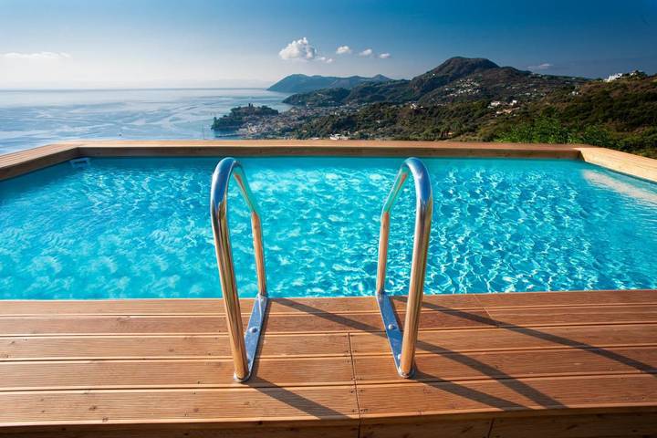 Villa per 8 persone, con Balcone e Terrazza nonché Giardino e Piscina in Lipari