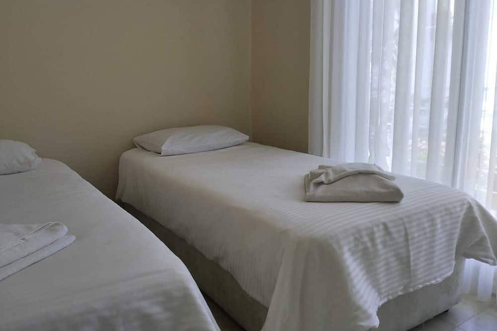 Villa Kumsal - 100 meters to beach in Kusadasi, Provinz Aydın