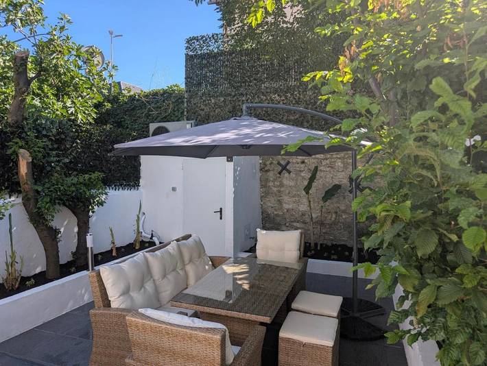 Location de vacances pour 10 personnes, avec vue ainsi que piscine et jardin à Montluçon - 4