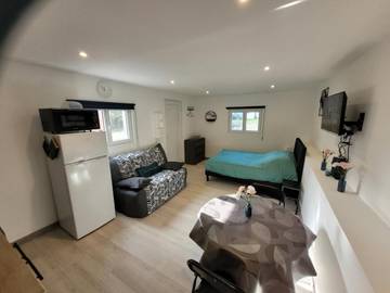 Gîte pour 4 personnes, avec terrasse à Audrieu