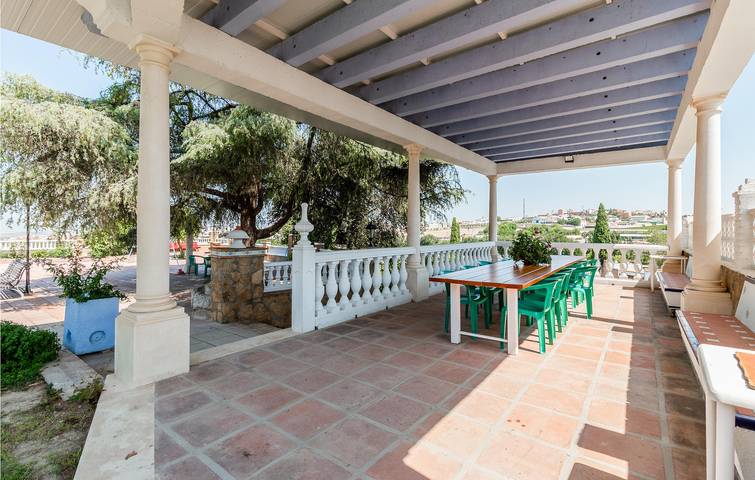 Gemütliches Aguilar Apartment mit Pool und Terrasse in Aguilar de la Frontera, Córdoba Provinz