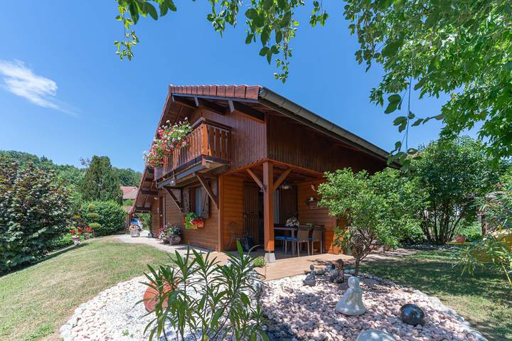 Gästehaus für 2 Personen, mit Garten in Französische Alpen