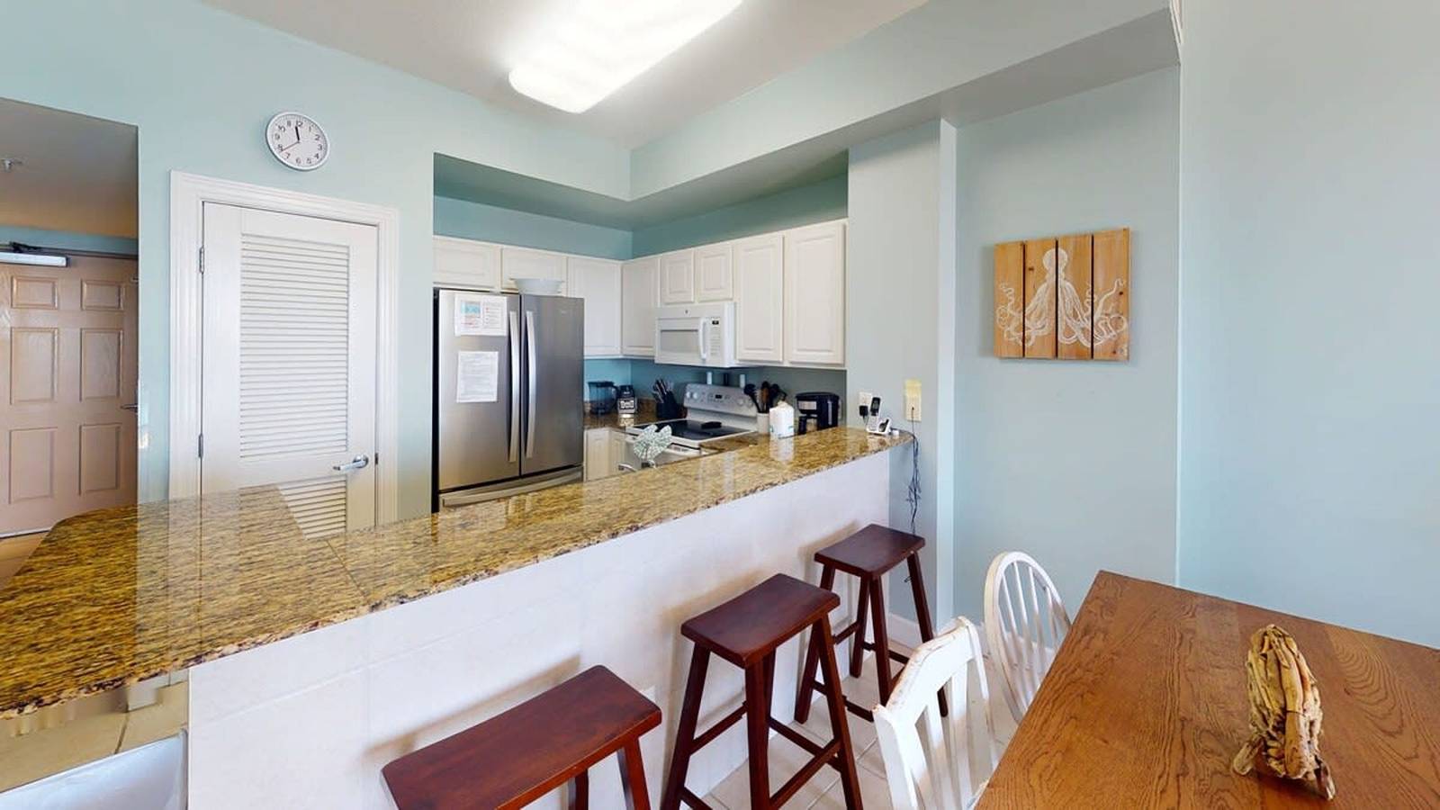Ganze Wohnung, Coastal Condo 707 by Brightwild Beachfront in Panama City Beach, Emerald Coast