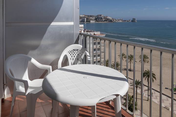 Gîte pour 8 personnes, avec terrasse et piscine à Cullera - 4