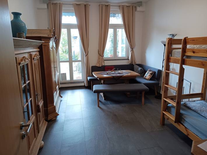 Ganze Ferienwohnung, Sonnenhof, Ferienwohnung Erdgeschoss in Weilmünster, Landkreis Limburg-Weilburg