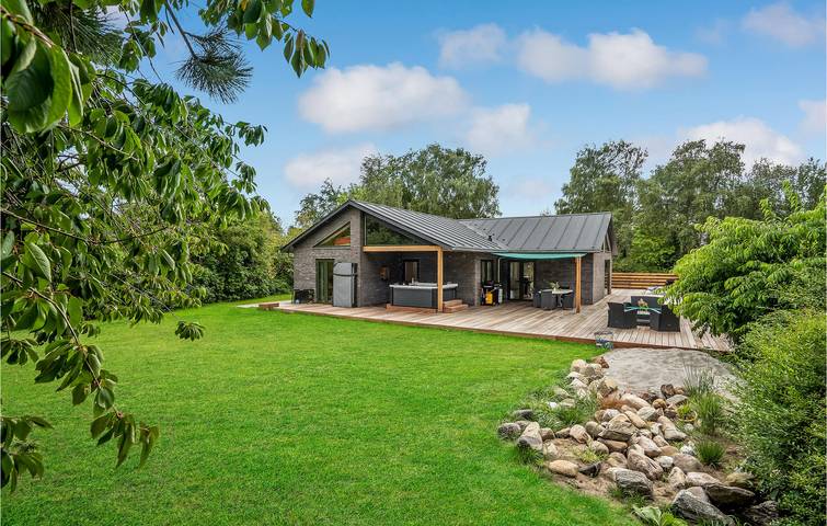 Maison de vacances pour 11 personnes, avec terrasse et jardin, animaux acceptés - 1