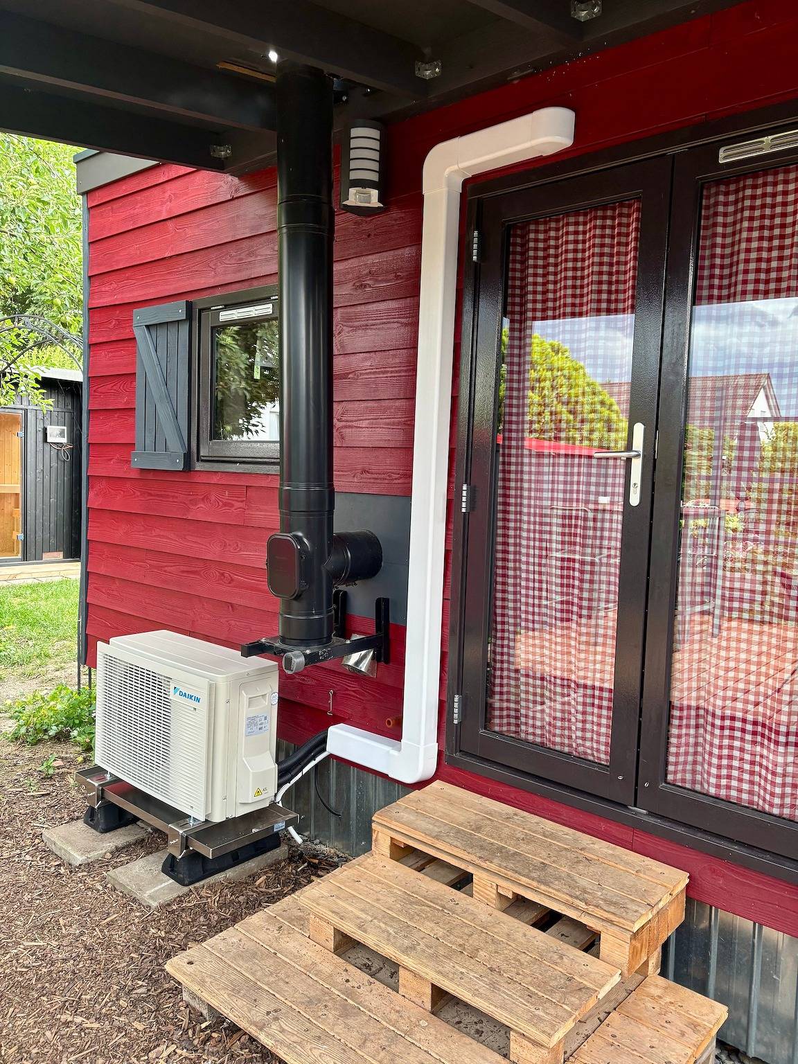 Chalet 'Josef'- urgemütliches Tinyhaus mit eigenem Garten, Parkplätzen und Wlan in Braunsbedra, Saale-Unstrut
