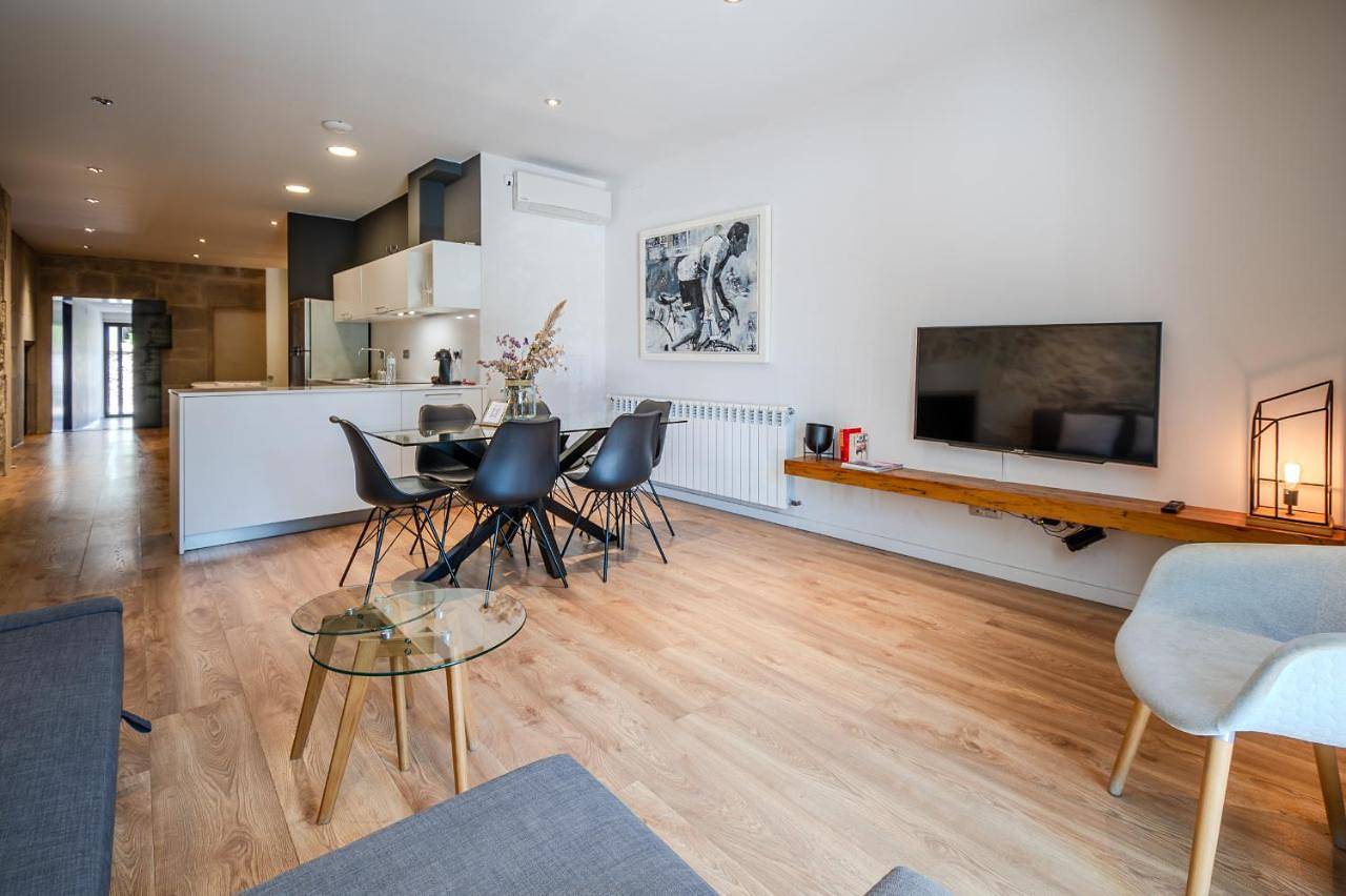 Entire apartment, Flateli Plaça Catalunya 1-2 in Girona, Gironès