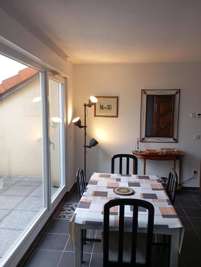 Gîte pour 4 personnes, avec terrasse à Woippy - 2