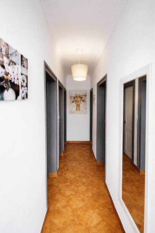 Entire holiday apartment, Twin Room with Shared Bathroom in Cascais e Estoril, Costa de Lisboa