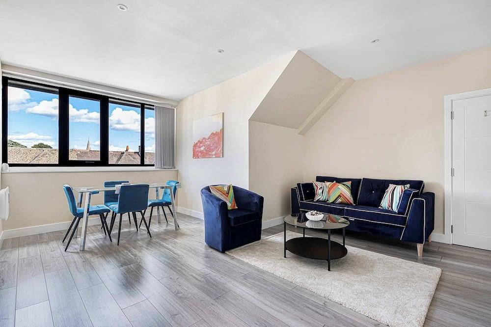 Ganze Wohnung, City Service Lets - Large Cheam 1 bed with parking - Long stays welcome in Sutton (London), London