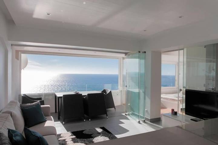 Apartamento de férias para 4 pessoas, com Varanda e Terraço e ainda Vista para o lago and Vista em Sesimbra
