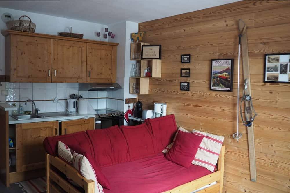 Appartement entier, Appartement T2 cœur station avec piscine chauffée - Le Lioran in Le Lioran, Laveissière