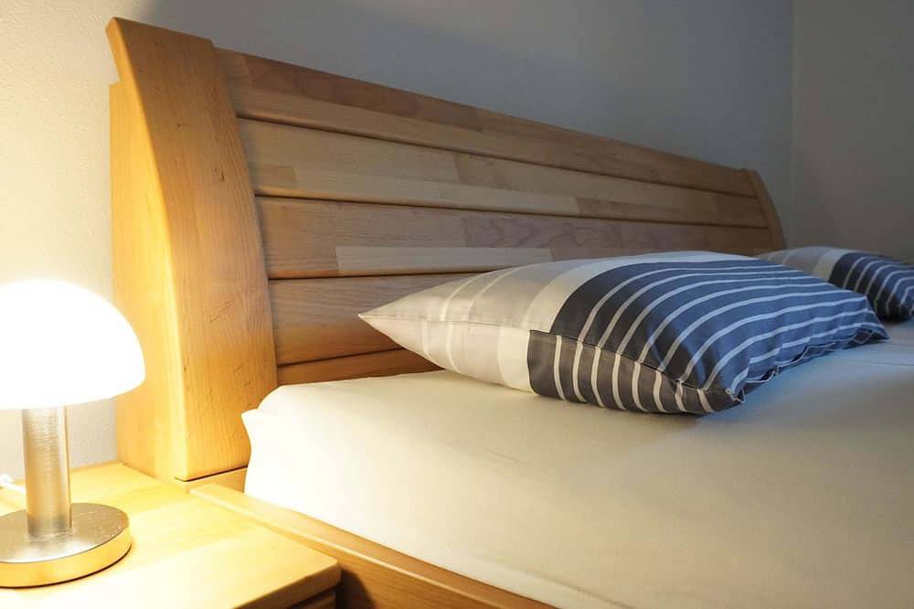 Ganze Wohnung, Ferienwohnung, 52 qm mit Terrasse und separatem Schlafzimmer in Bad Aibling, Landkreis Rosenheim