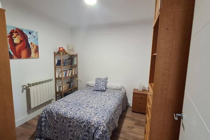 Location de vacances pour 3 personnes, avec vue et terrasse à León - 2