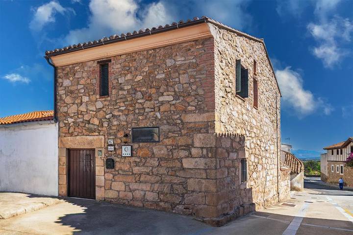 Casa rural para 2 personas, con Terraza además de Jardín y Vistas en Segura de Toro - 2