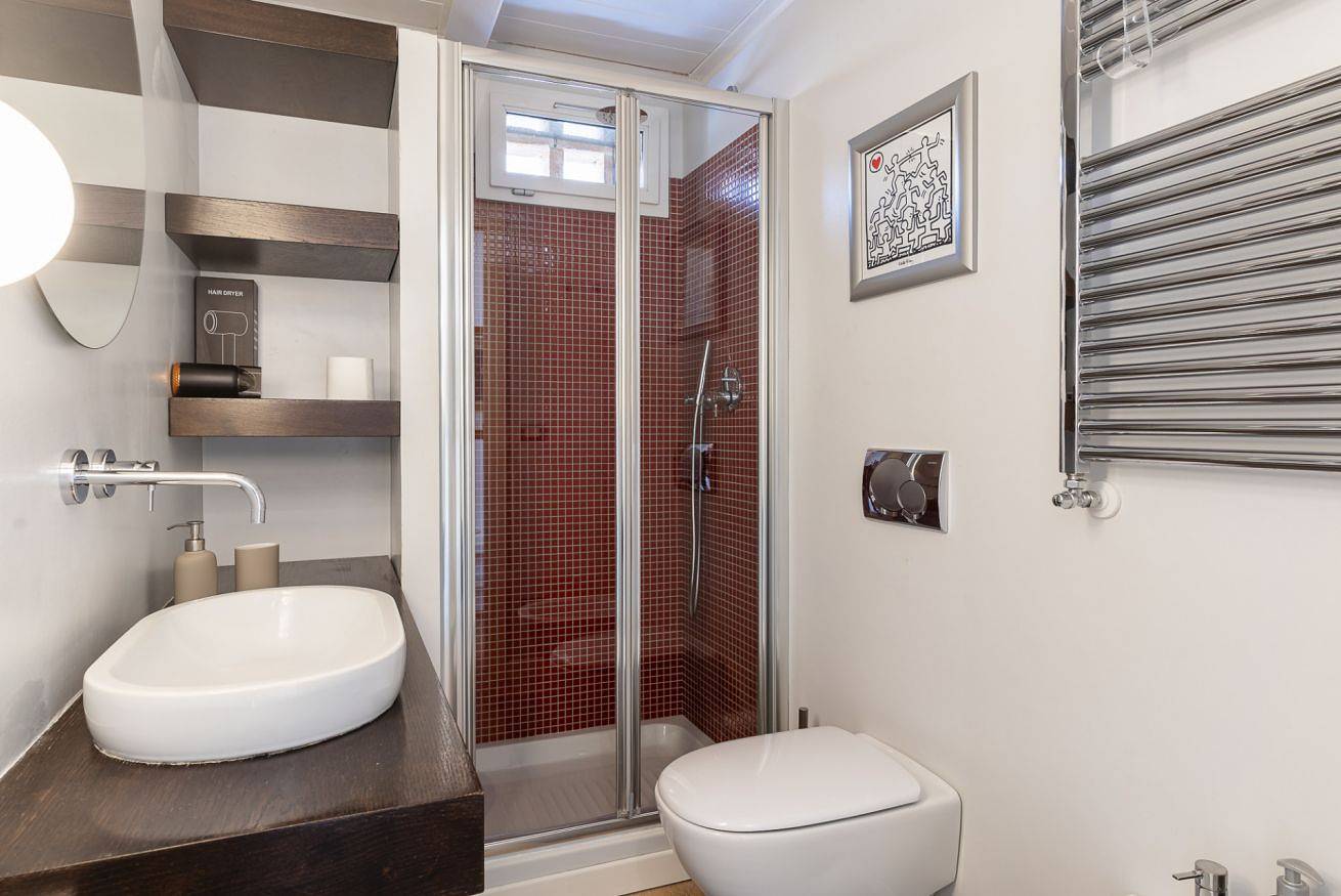 Appartement entier, Guesthost - Cozy Home just 200 meters from the Sea in Livourne, Côte des Étrusques