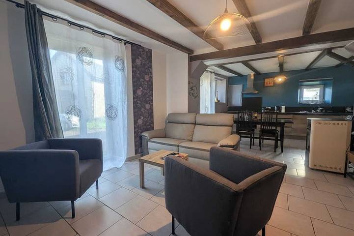 Location de vacances pour 4 personnes, animaux acceptés dans Courcelles-en-Montagne