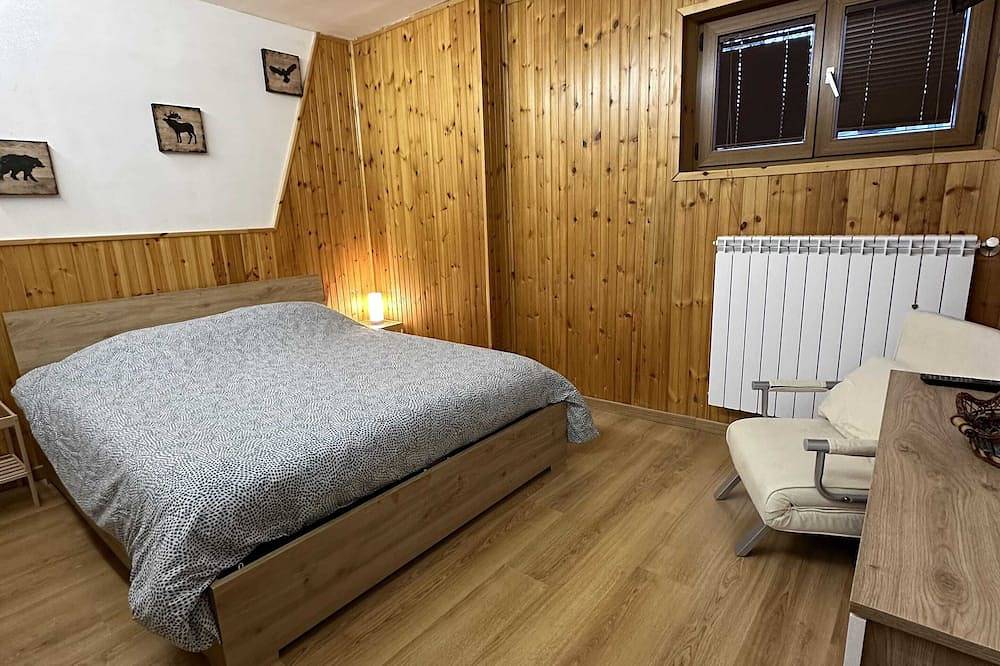 Entire apartment, Homerez - 1-Bedroom Mountain View Apartment in Roccaraso, Alto Sangro