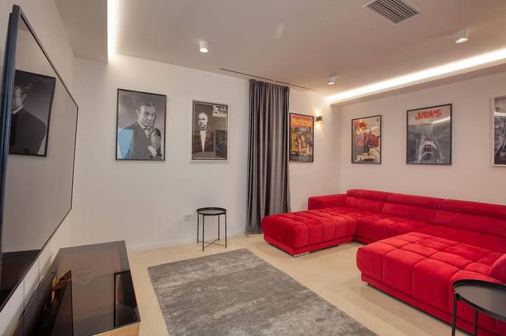 Villa pour 8 personnes, avec Terrasse et Jardin à Brodarica - 3