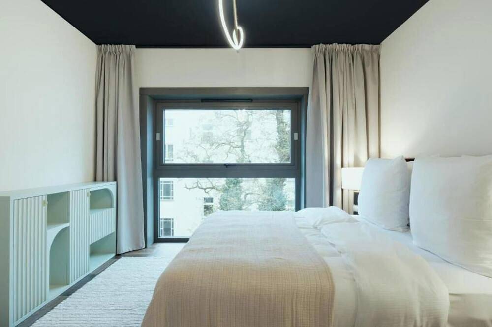 Ganze Wohnung, A Tranquil Oasis in the Heart of Berlin in Prenzlauer Berg Berlin, Berlin