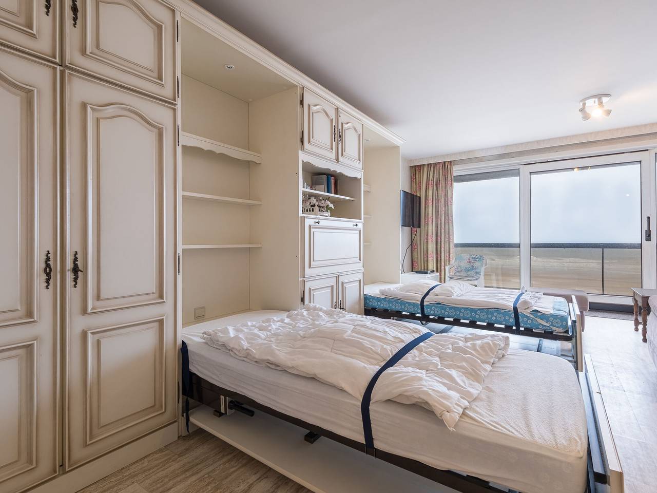 Geheel appartement, Charmant appartement met zeezicht in Middelkerke, Belgische Kust