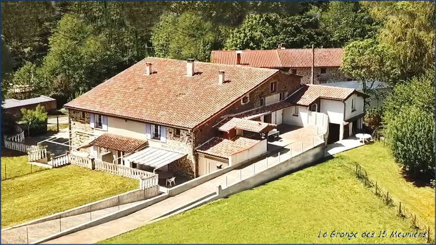 Gîte pour 15 personnes, avec piscine ainsi que terrasse et jardin dans le Tarn - 4