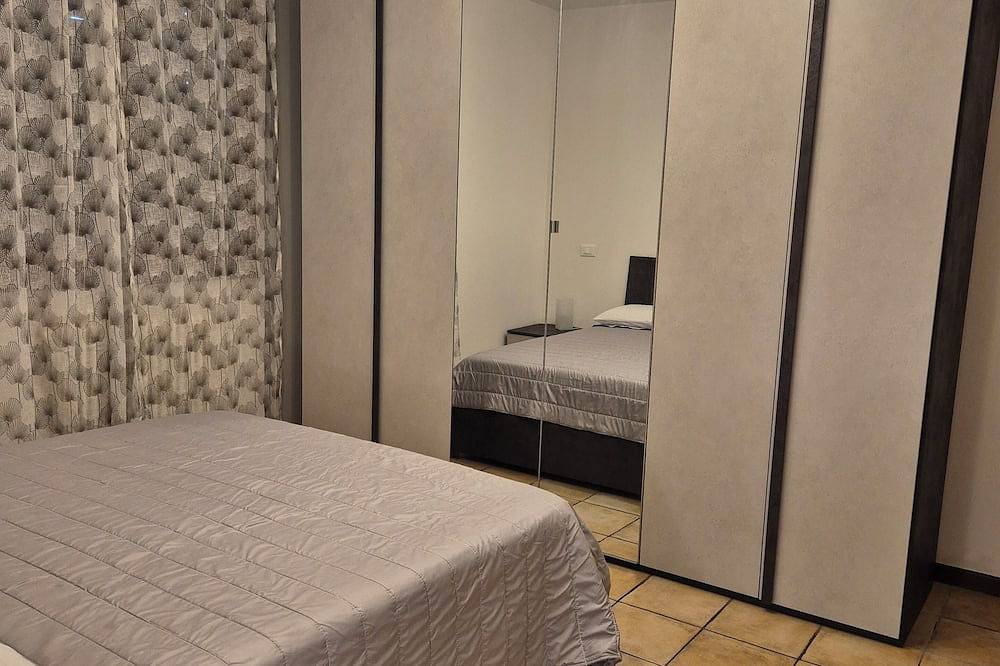 Apartamento entero, Ideal for starting to visit the castles, the centre of Bologna and Modena. in Vignola, Provincia de Módena