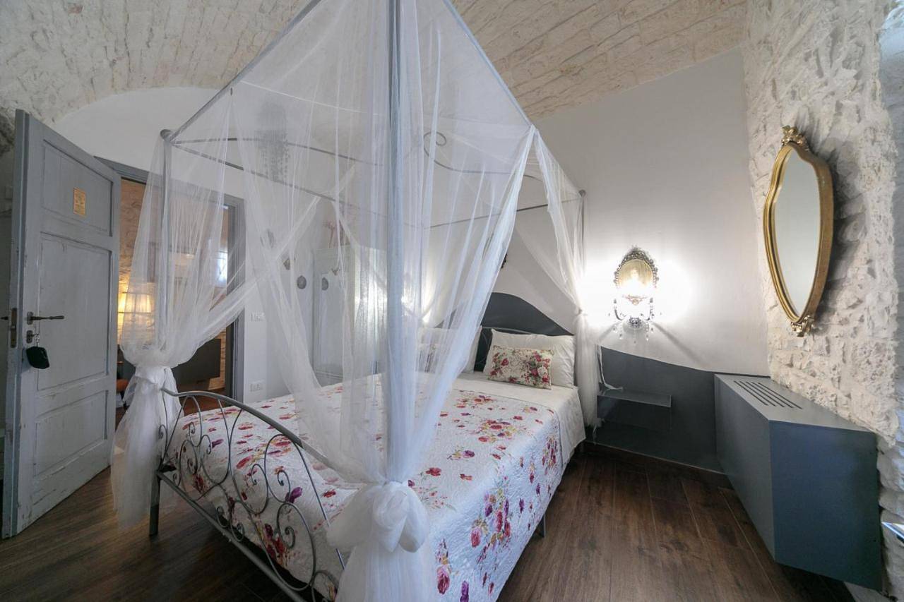 Double Room with Balcony in Locorotondo, Provincia di Bari