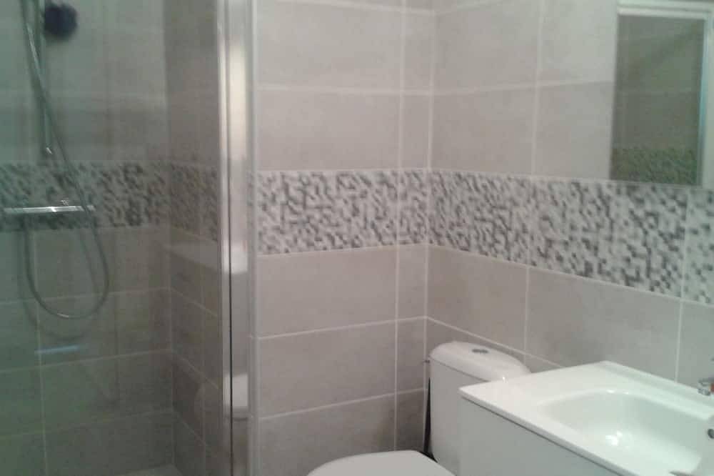 Apartamento entero, Apartamento T2 de 35m2 con 2 terrazas. in Le Pradet, Region de Toulon