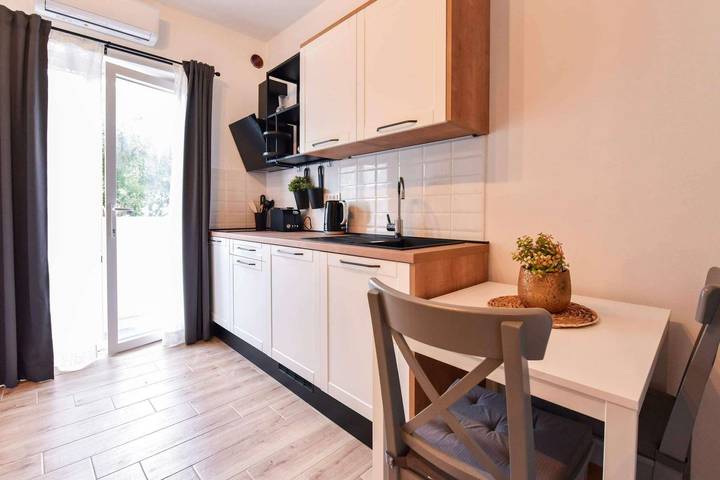 Lägenhet för 2 Personer, med balkong/terrass i Zadar