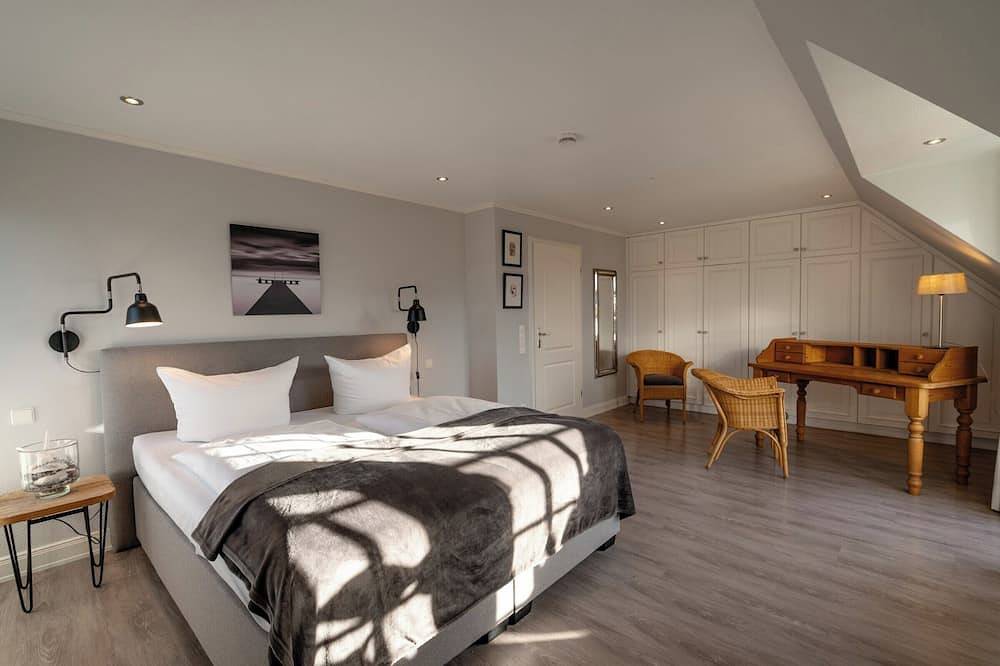 Großzügige Haushälfte mit Kachelofen, hell und nahe am Watt in Sylt-Ost, Sylt (Gemeinde)