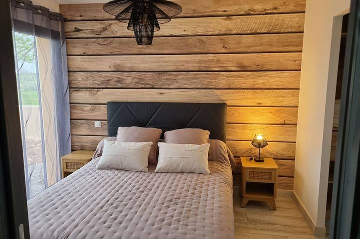 Location de vacances pour 8 personnes, avec jardin à Florensac - 2