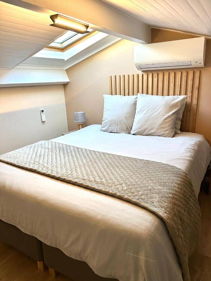 Appartement de vacances pour 3 personnes, avec piscine ainsi que terrasse et jardin, animaux acceptés