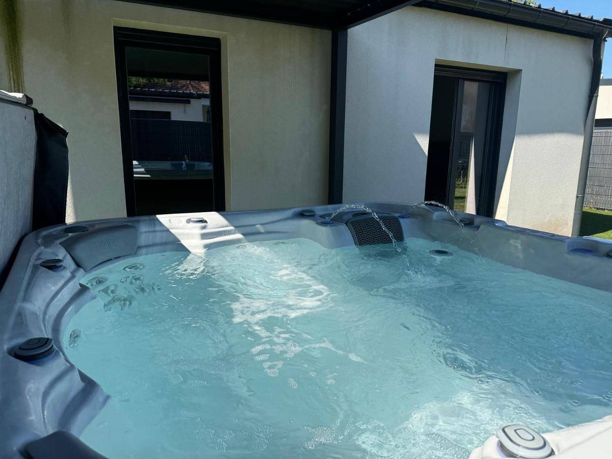Maison avec jacuzzi et sauna in Épinal, Région d'Épinal