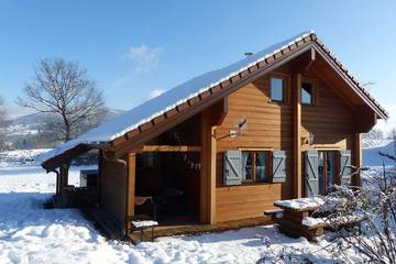 Gîte pour 6 personnes, avec jardin et jacuzzi à Ramonchamp